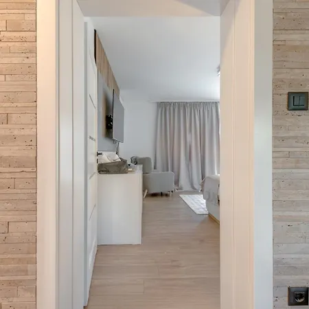 Casa Vecchia * トロギール
