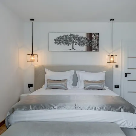 Casa Vecchia تروغير